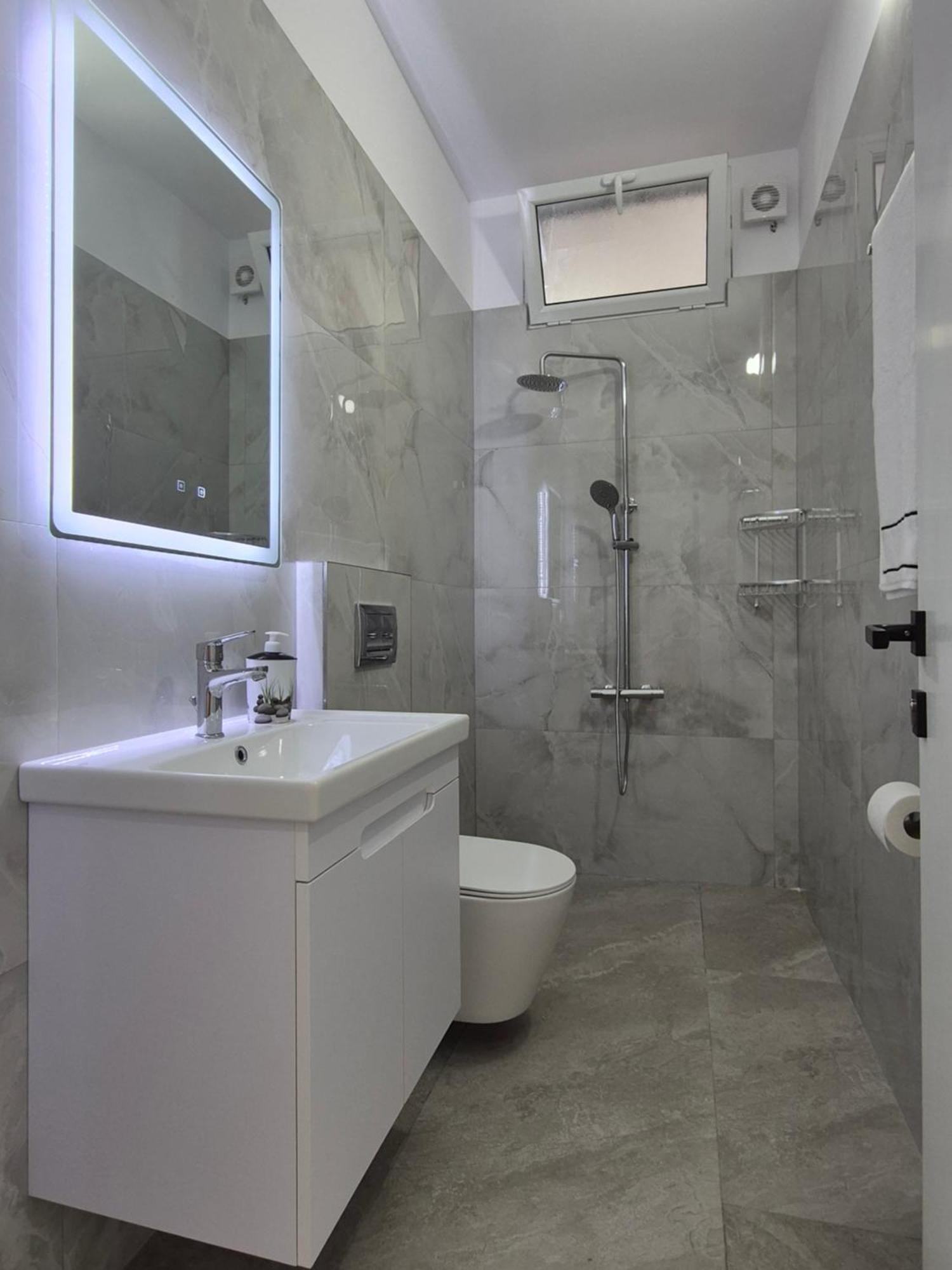 Vila Roxhest Sarandë 외부 사진