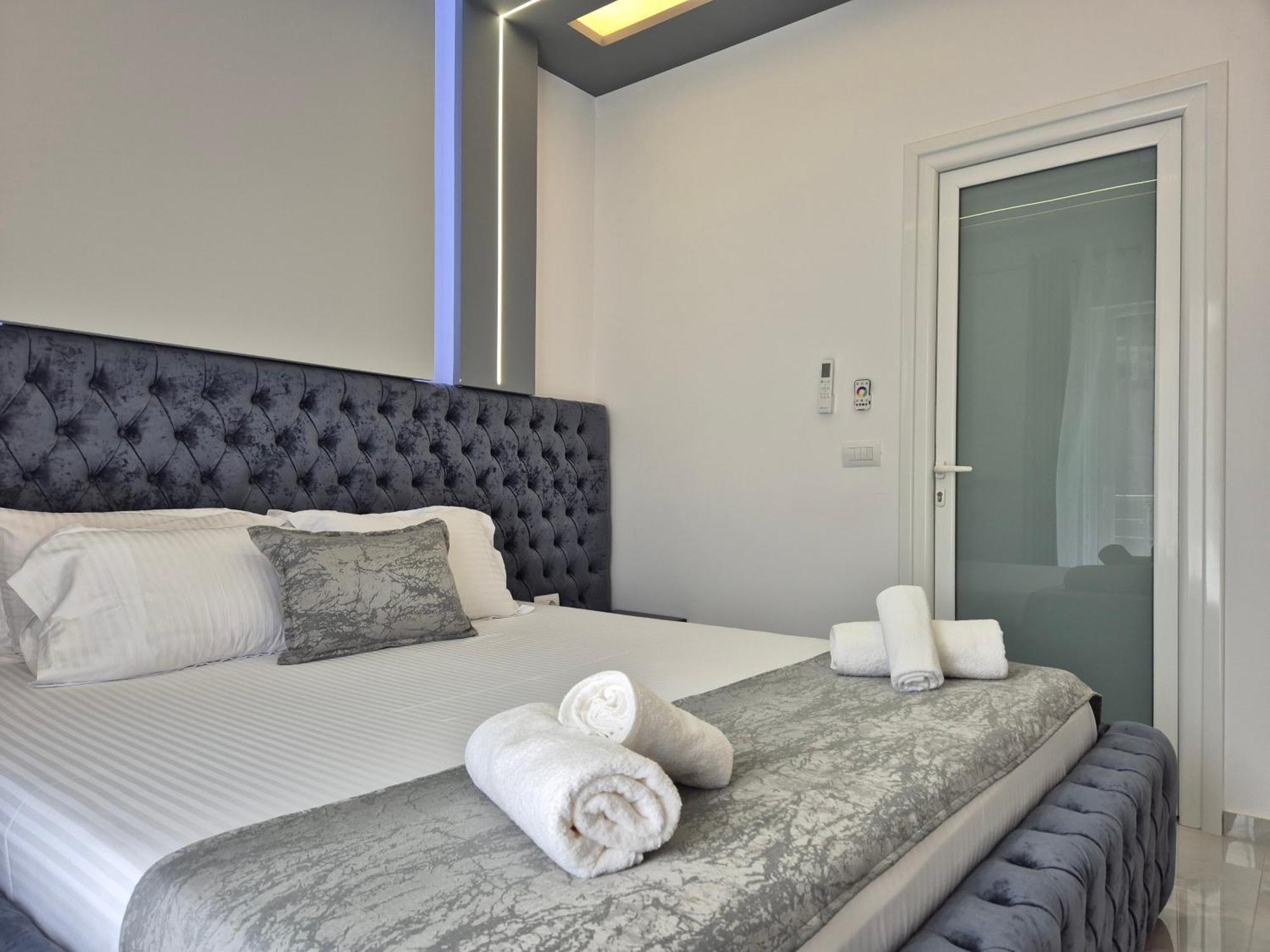 Vila Roxhest Sarandë 외부 사진