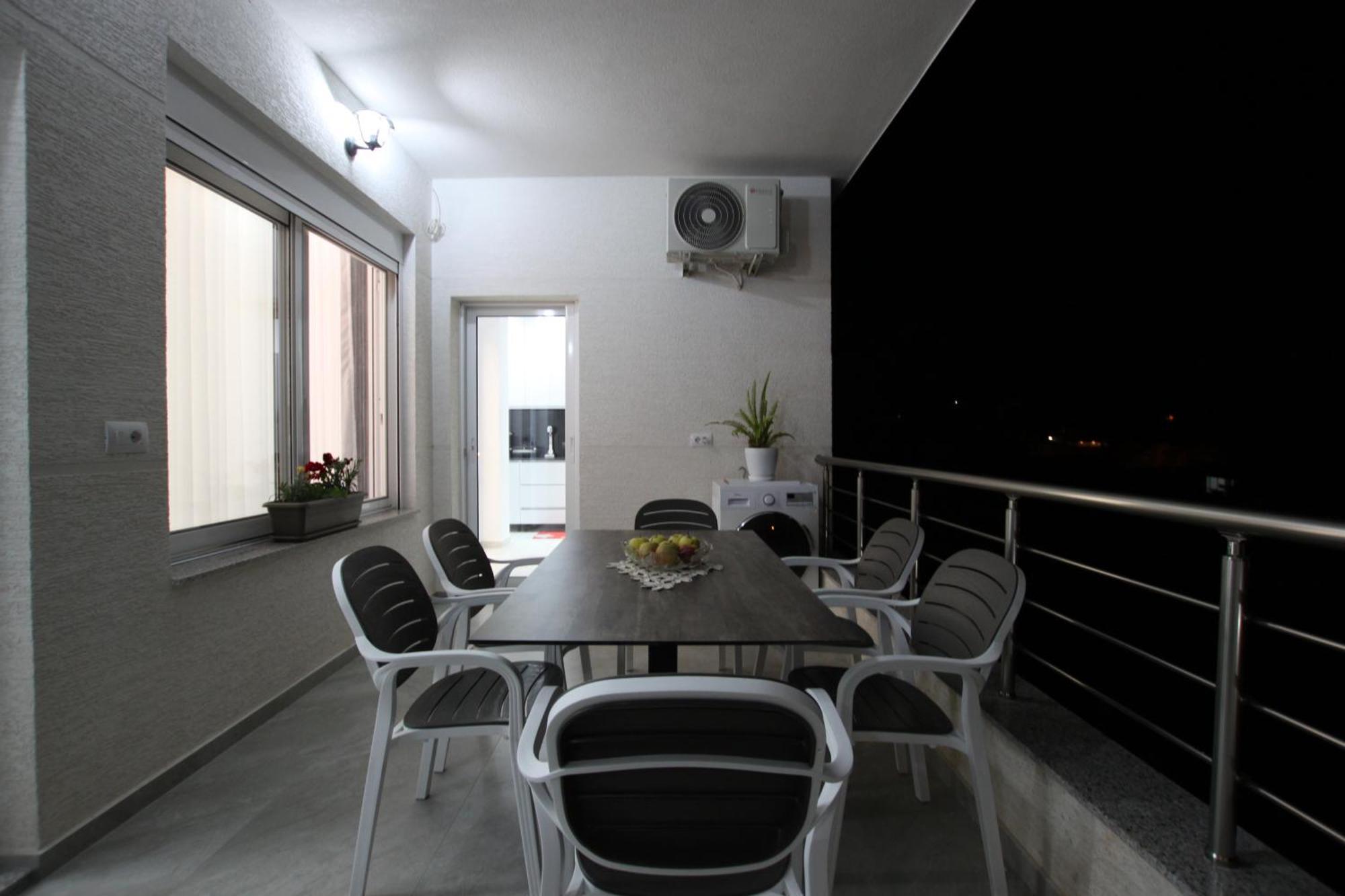 Vila Roxhest Sarandë 외부 사진